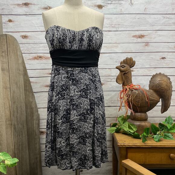 Speechless Strapless Sleeveless Lace Fully Lined Bodice Dress Black White Small - Picture 1 of 9
